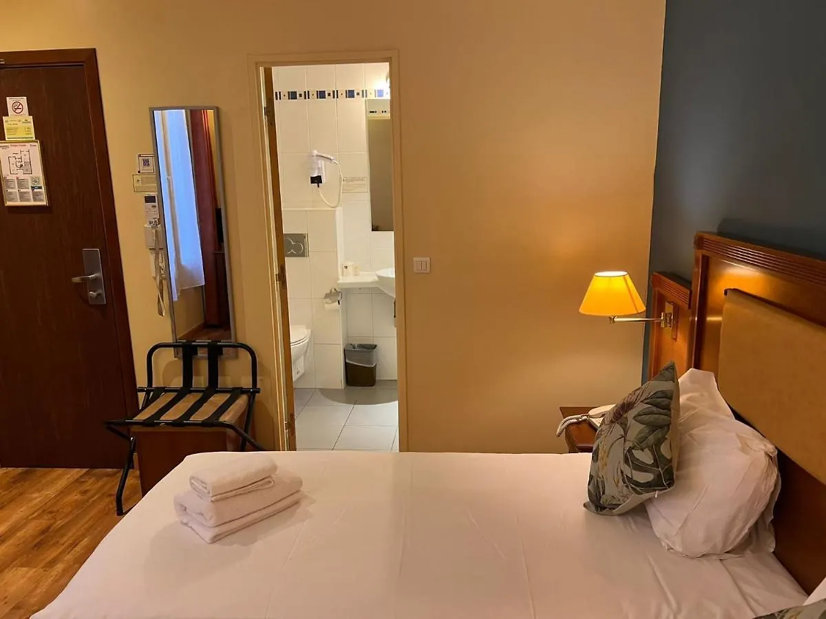Hotel 121 Parigi